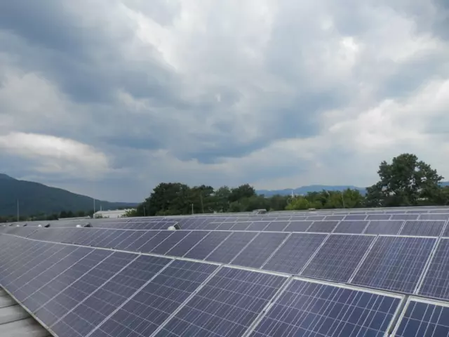 Izgradnja soncne elektrarne na kljuc Slovenija 1