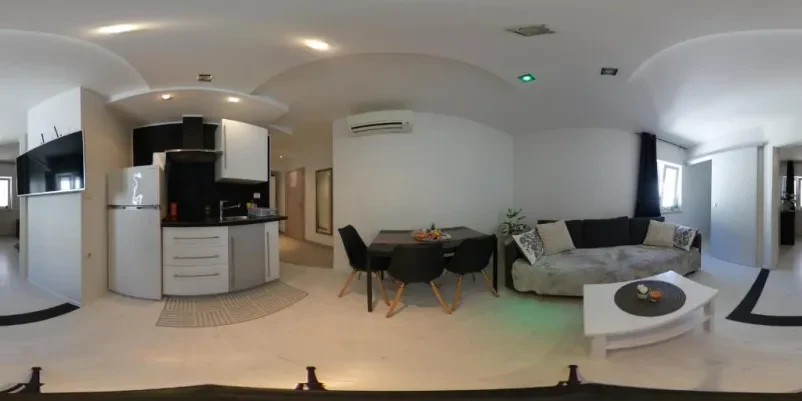Najem apartmaja za 4 osebe v centru Kopra.