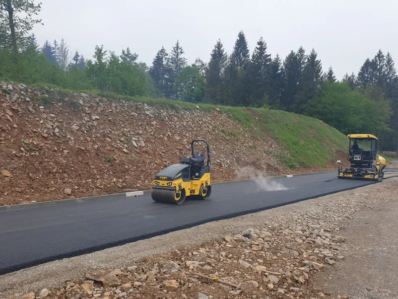 Asfaltiranje, urejanje dvorišč Ljubljana, Osrednja Slovenija