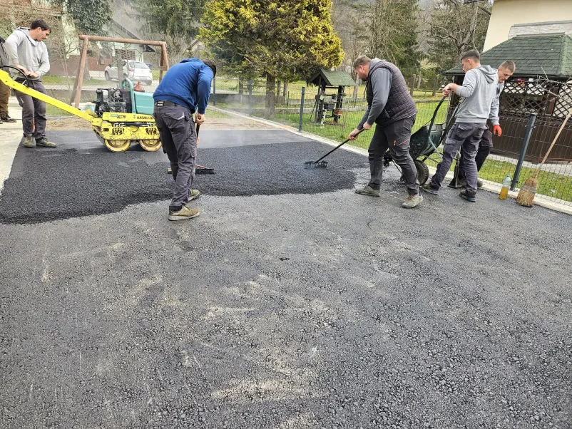 Asfaltiranje cest, dvorišč in dovoznih poti Ljubljana, Osrednja Slovenija