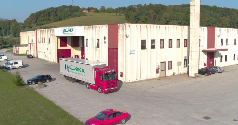 Brizganje gumijastih tesnil v Lenartu