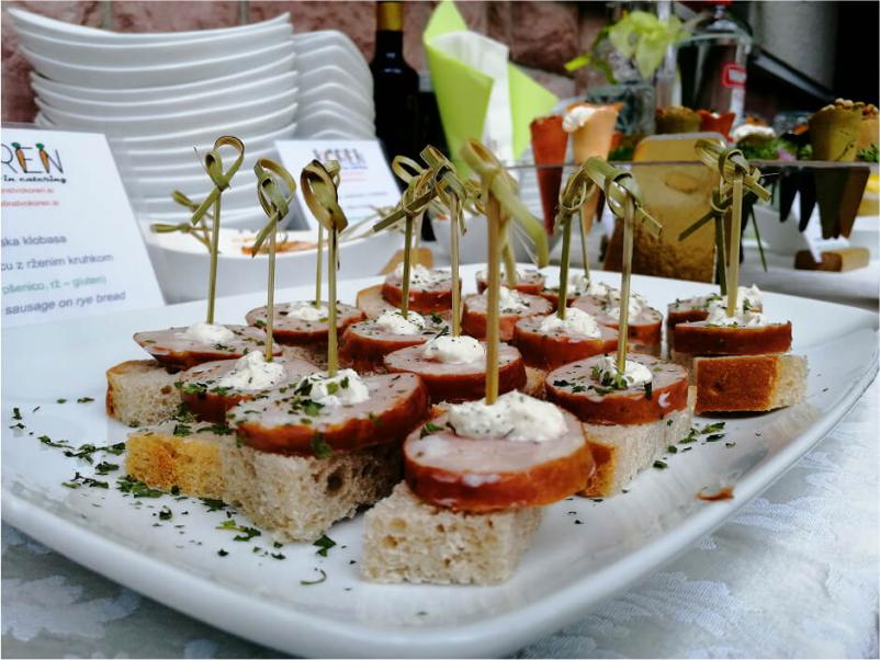 Samopostrežni catering Ljubljana