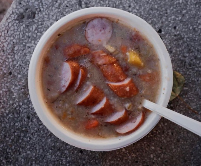 Originalne kranjske klobase in ostale dobre domače jedi Ljubljana so na voljo vsak dan!