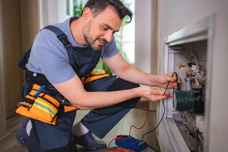 Pregledi in vzdrževanje elektroinštalacij Ljubljana in okolica