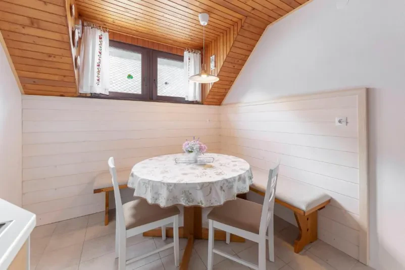 Apartment for families and groups in Bohinj