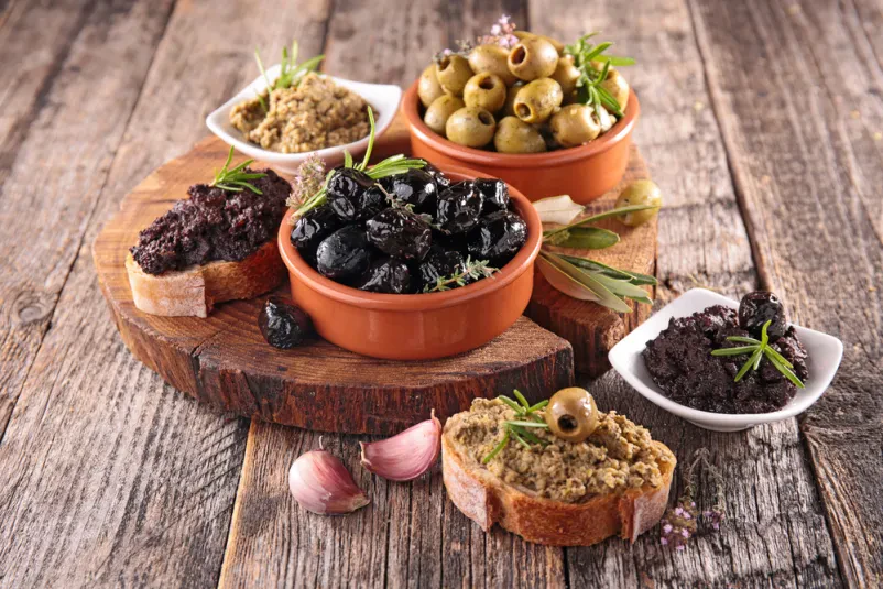 Namazi iz oliv, vložene olive Sečovlje