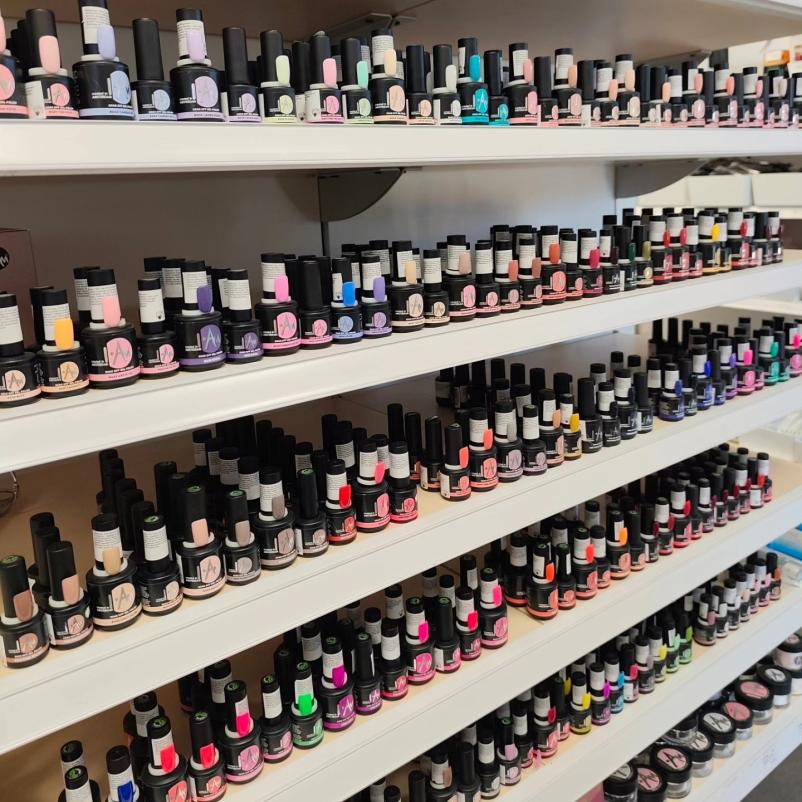 Gelish laki za manikuro Slovenija