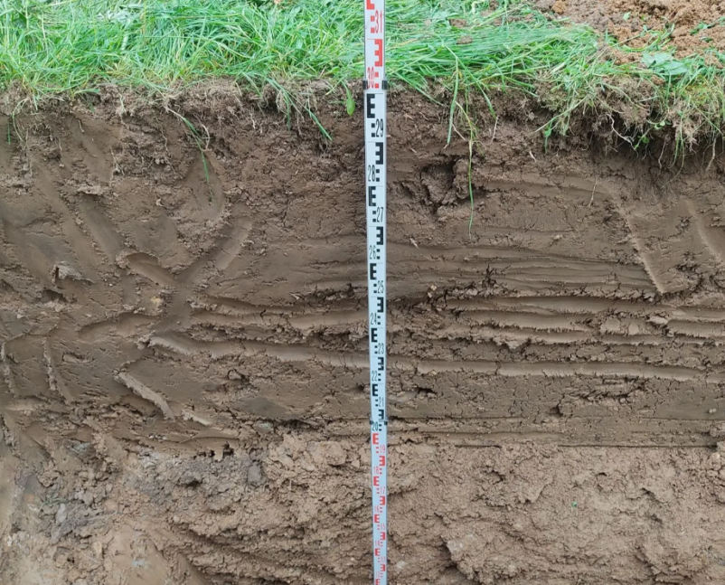 Geološka in geomehanskega poročila Slovenija