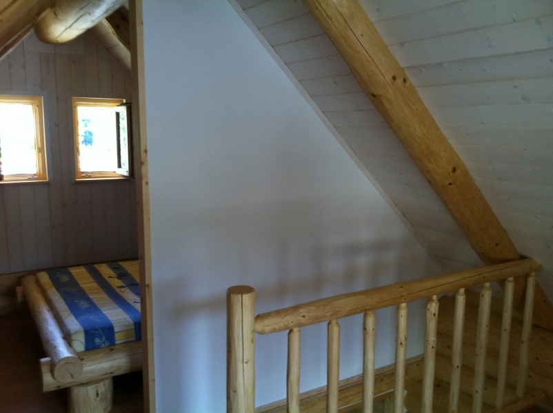 Ugodna gradnja masivnih lesenih hiš Slovenija