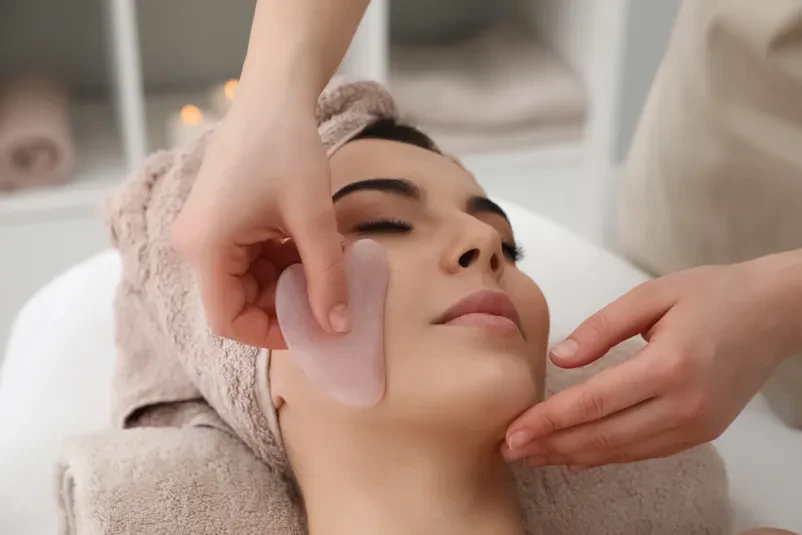 Gua-sha limfna drenaža obraza Maribor