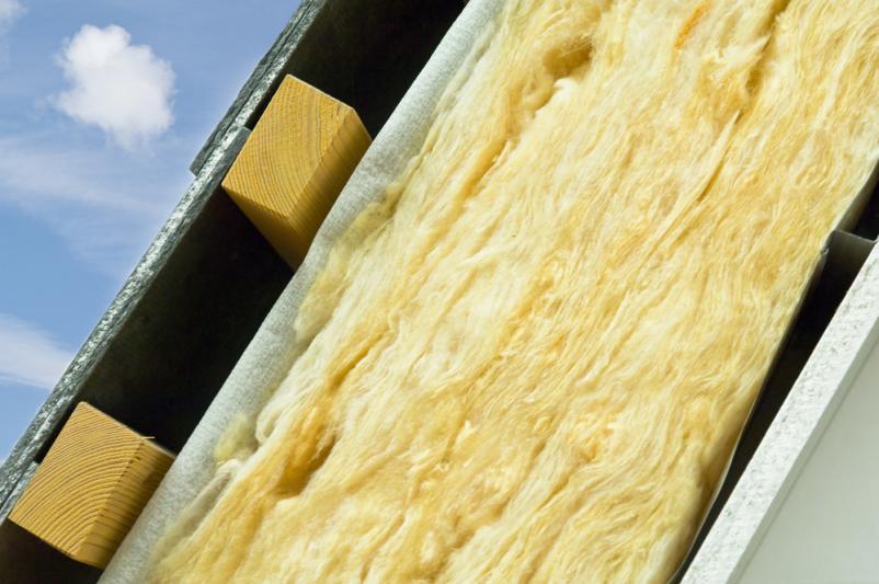Einbau von Isolierungen zur Reduzierung von Wärmeverlusten Deutschland, Österreich