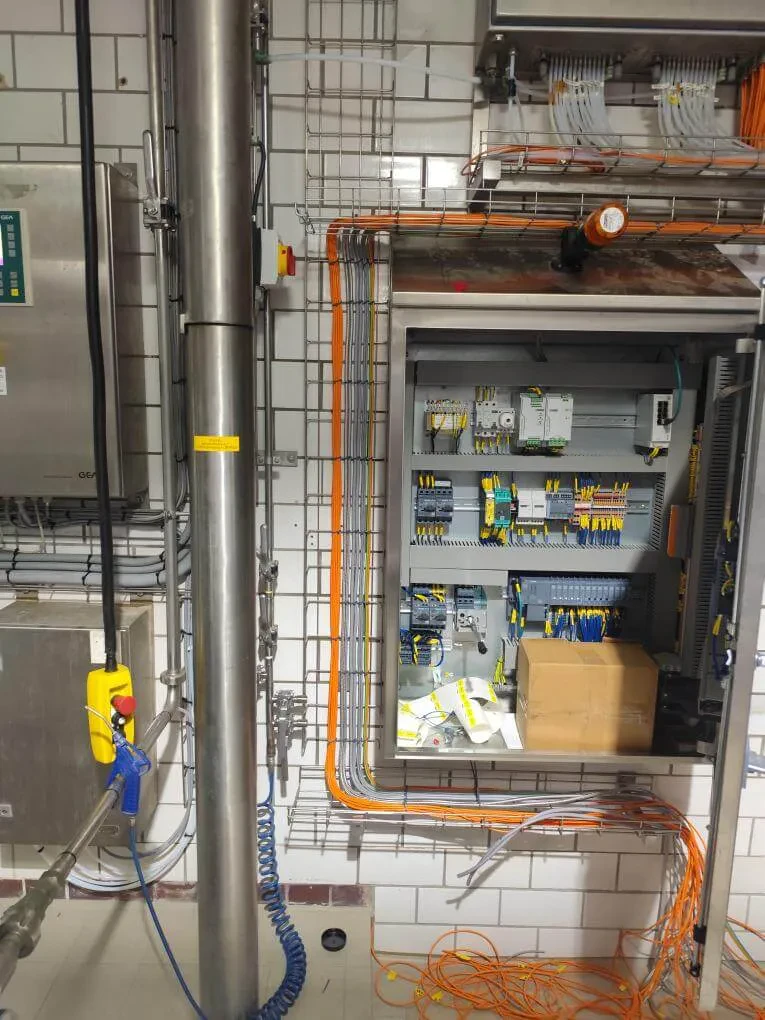 Elektroinstallationen für Häuser und Wohngebäude in Slowenien und Deutschland
