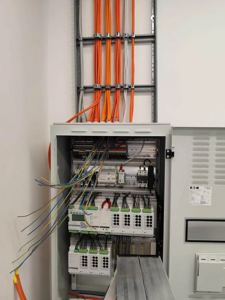 Elektroinstallationen für Produktionshallen und Industriegebäude Deutschland