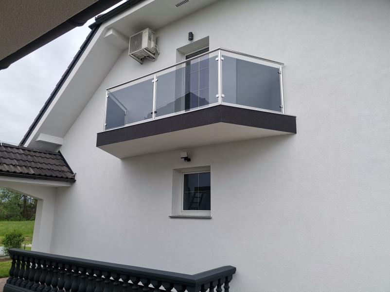 Ugodna izdelava inox ograje Slovenija