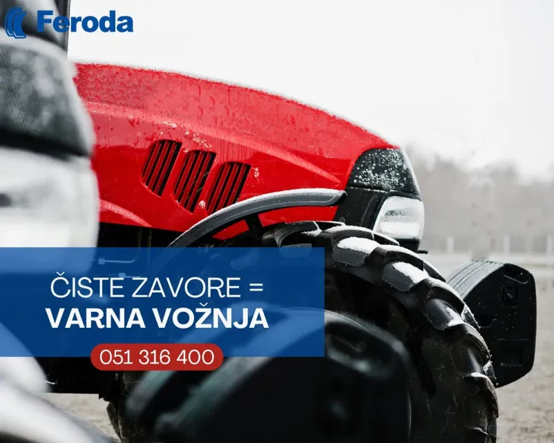 Rdeč sprednji del traktorja