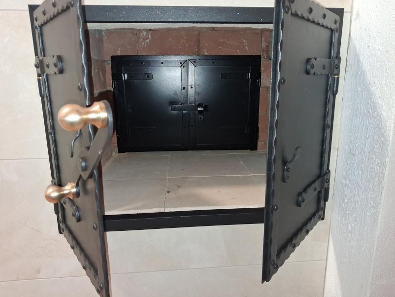 Kovinske ograje in vrata Žiri