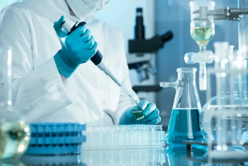 Predavanja o dopingu in laboratorijski medicini online ali v živo