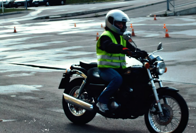 Vozniški izpit za motorno kolo Maribor