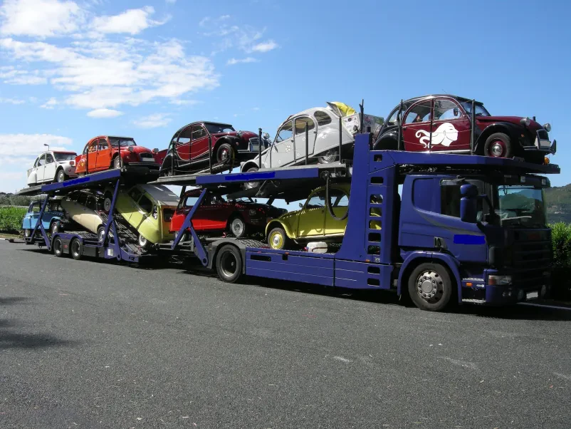 Transport vozil s kamionom Evropa