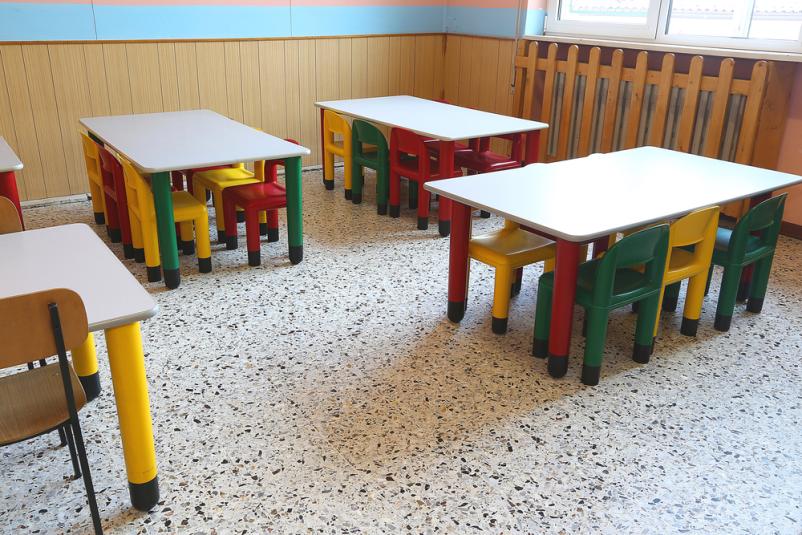 Holzmöbel für Kinder Slowenien