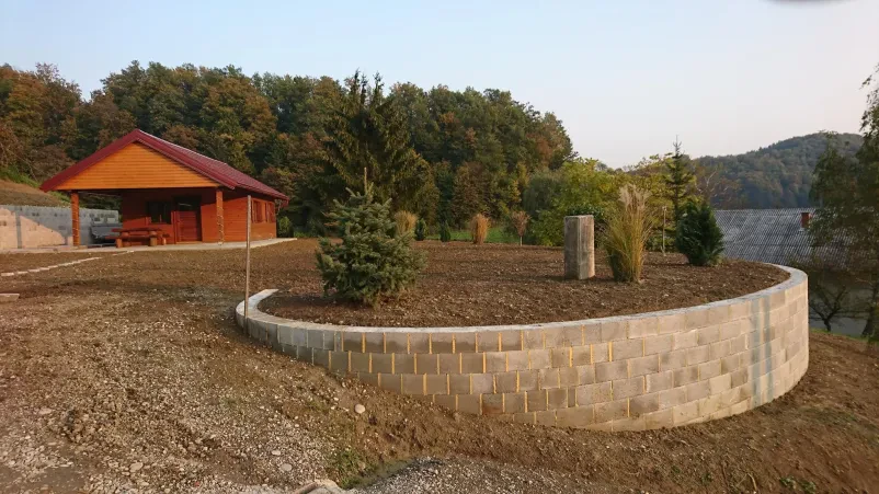 Kvalitetno polaganje tlakovcev Zavrč, Podravje