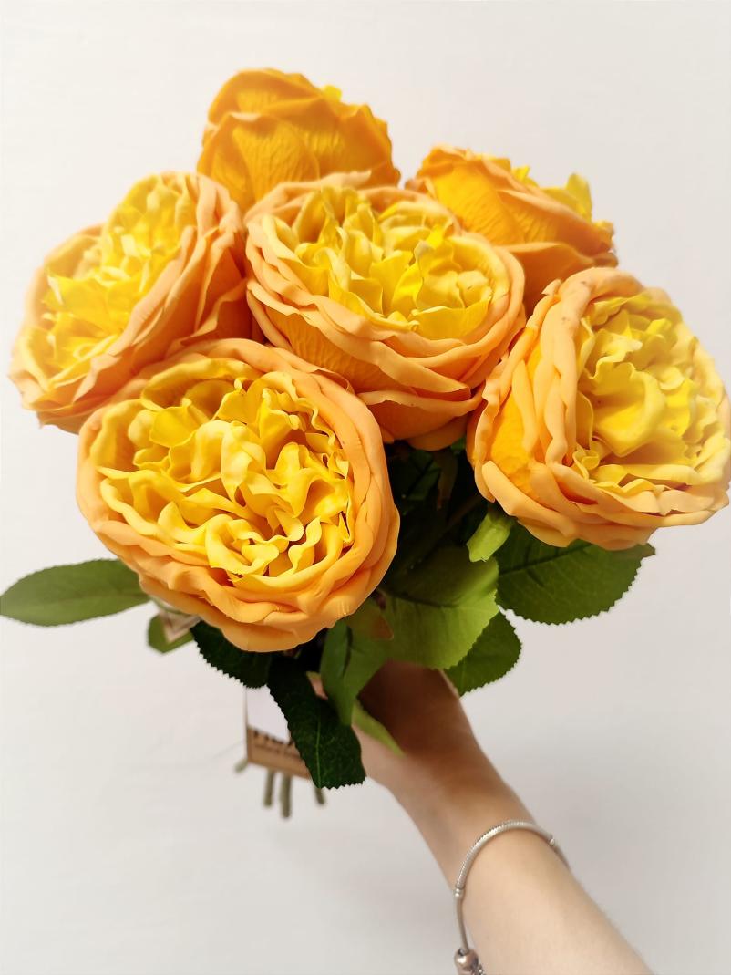 Sveže rezano cvetje in dekorativni materiali Ljubljana