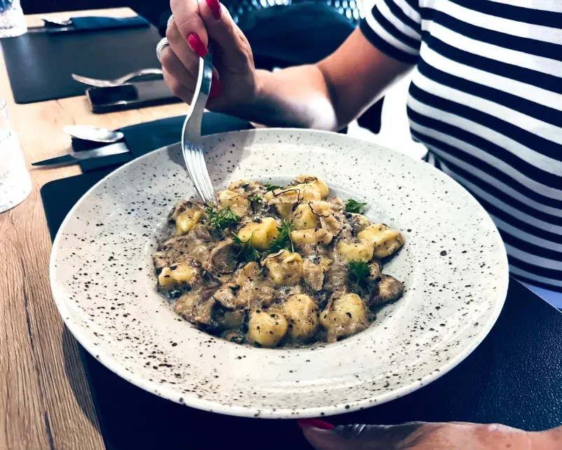 Notranjost Marof Bistroja Najboljše malice in kosila Dolenjska