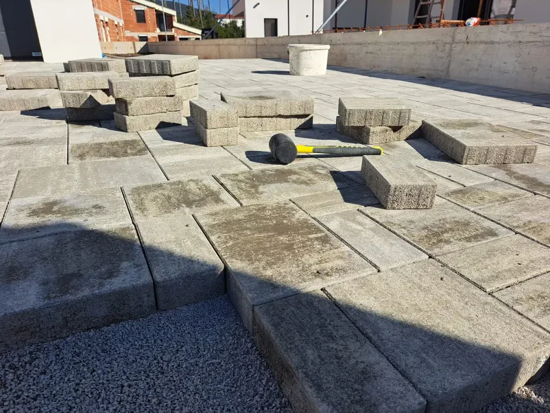 Novogradnje Koper, Obala, Primorska