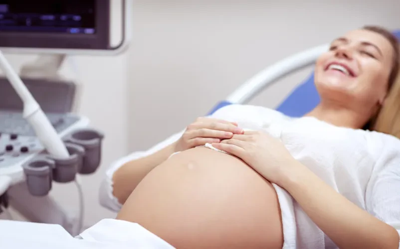 Kaj vključuje naša spletna šola za starše?