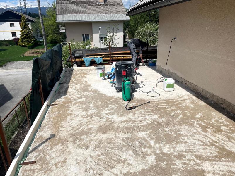Priprava podlage in polaganje talnih oblog Kranj