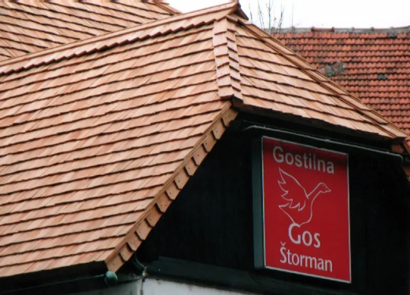 Tradicionalno pokrivanje streh s skodlami Slovenija