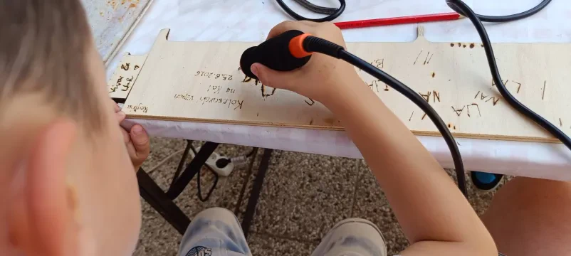 Otroške poletne delavnice ustvarjanja z lesom Trbovlje