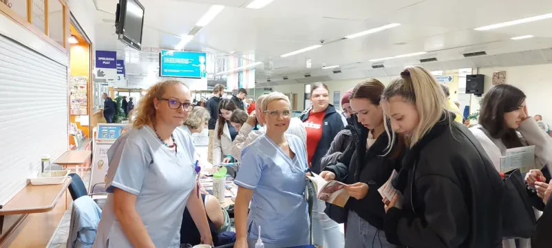 Kvalitetna pomoč pri dojenju
