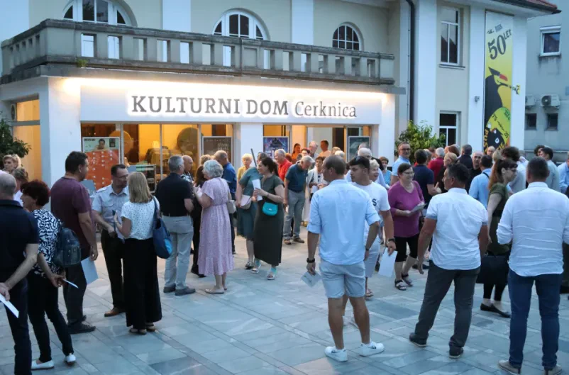 Poučevanje igranja inštrumentov Cerknica