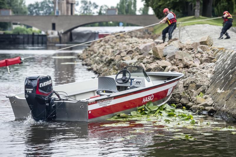 Prodaja novih in rabljenih plovil Slovenija