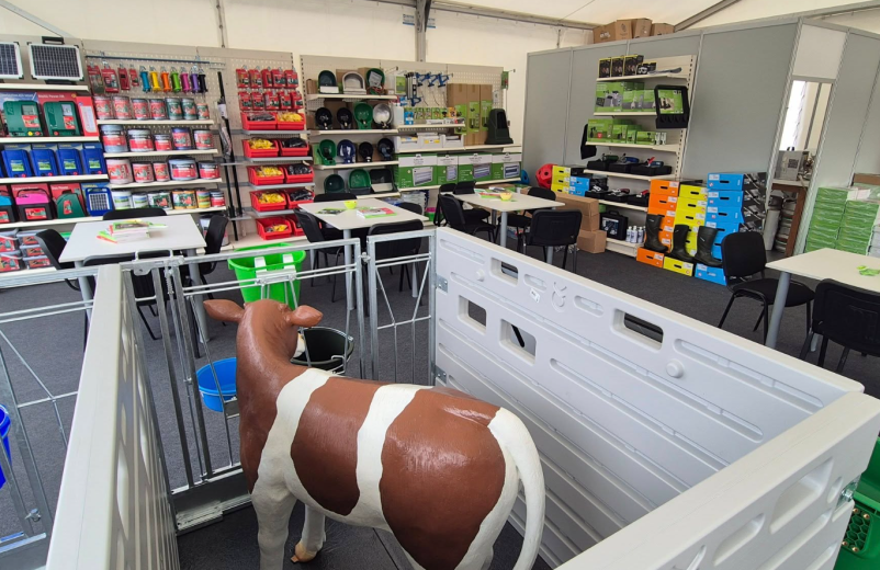 Ugodna prodaja kmetijske in hlevske opreme Slovenija