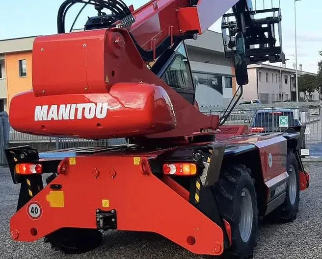 Teleskopski nakladalec Manitou Prodaja, najem škarjaste in teleskopske dvižne ploščadi Ljubljana
