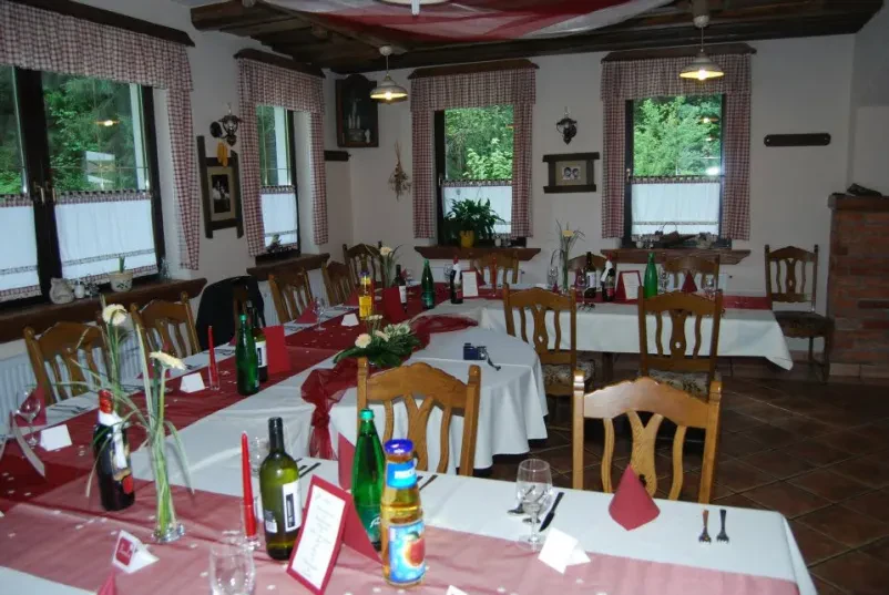 Prostor za zaključene družbe Slovenj Gradec, Ravne na Koroškem, Koroška