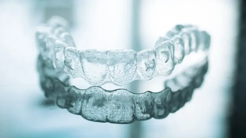 Prozorne zobne opornice Invisalign Dolenjska