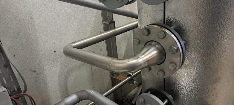 Quality production of industrial stainless steel pipelines Europe