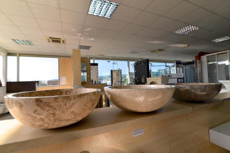 Salon sanitarne keramike Primorska, Slovenija
