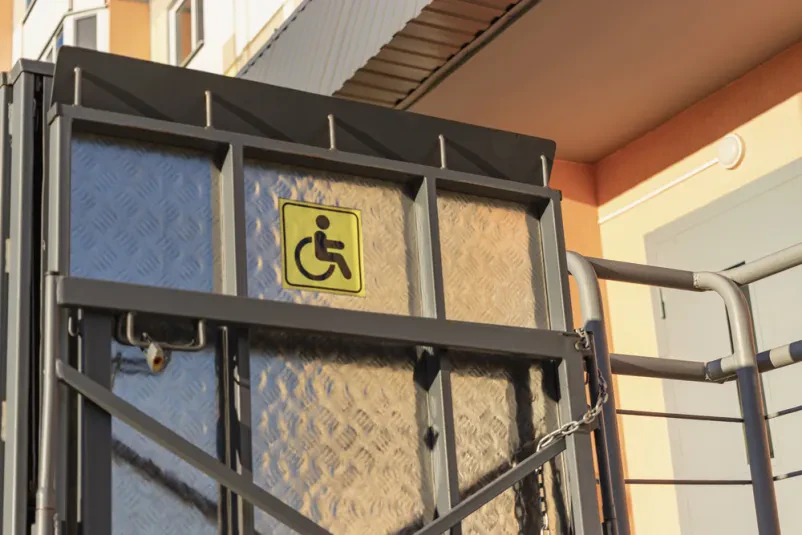 Popravila in strokovna diagnostika invalidskih dvigal Ljubljana