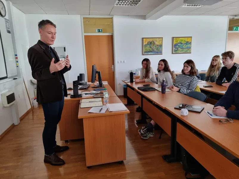 Mednarodna podiplomska šola Jožefa Stefana