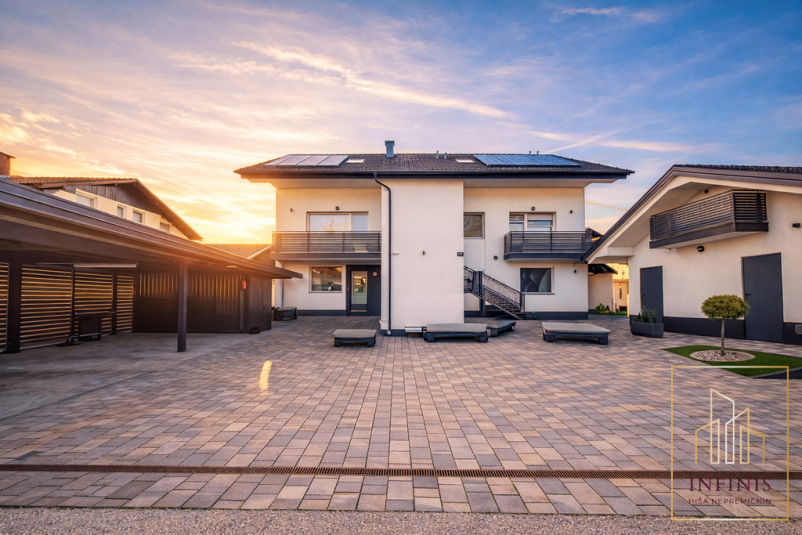 Nepremičninsko posredovanje in analiza trga Ljubljana