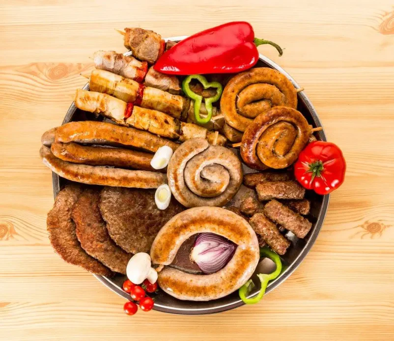 Ugodno meso in salame Slovenija