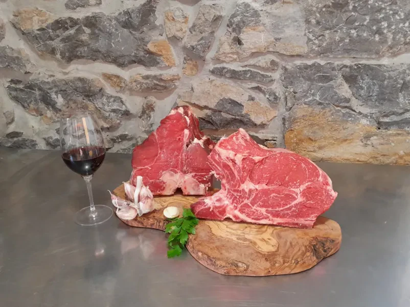 Prodaja svežega mesa Pivka