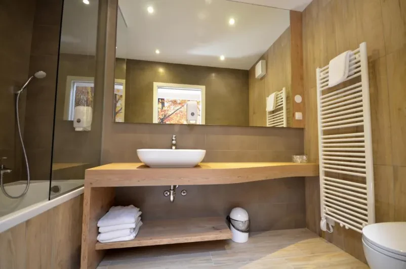 Book a room in Hotel Emonec Ljubljana