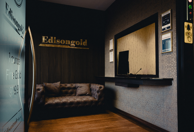 Ugodno trgovanje z naložbenim zlatom Obala