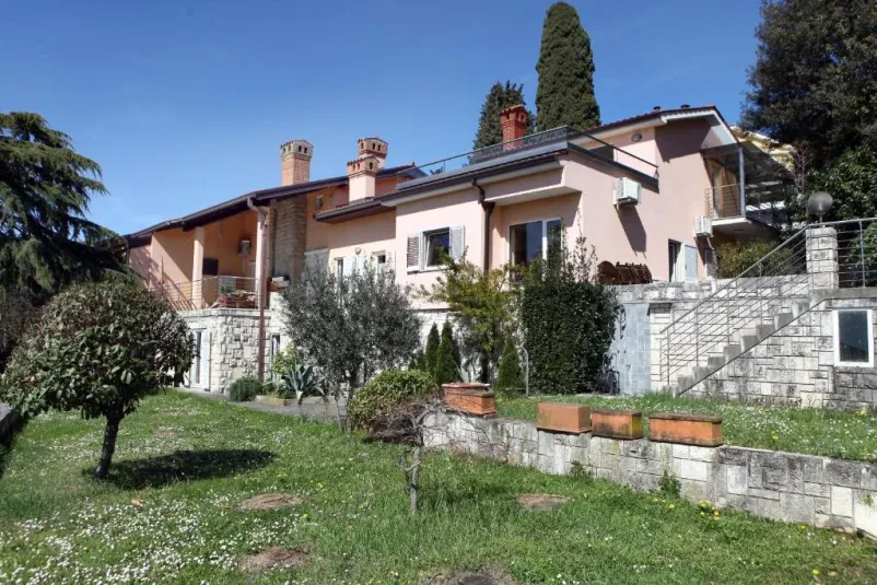 Ugoden apartma Portorož, Obala