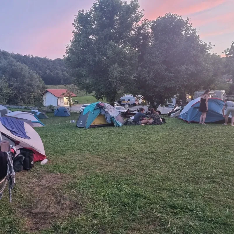 Kampiranje Primorska